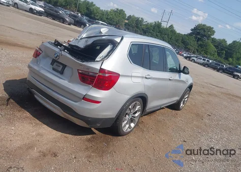 2017 BMW X3 xDrive28I z USA, uszkodzony, nr VIN 5UXWX9C31H0T22382